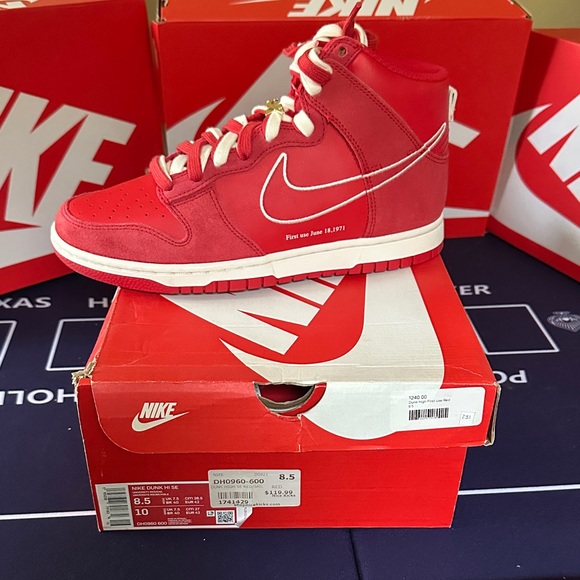 Nike Red and White High-Tops